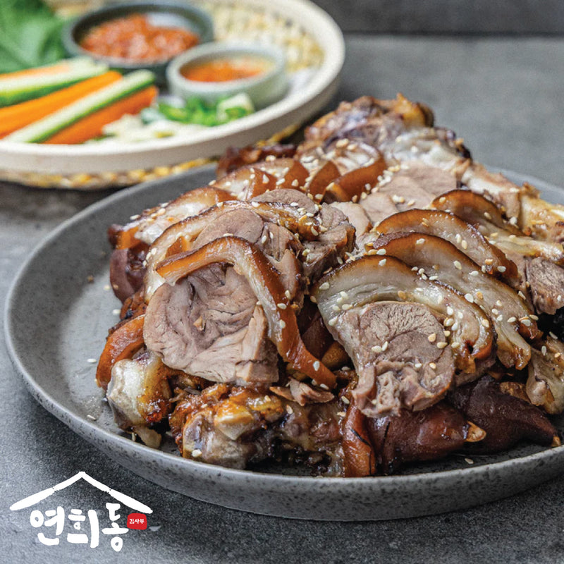 <tc>Yeonheedong • Pork Hock & Buckwheat Noodle Set (2 Servings)</tc>